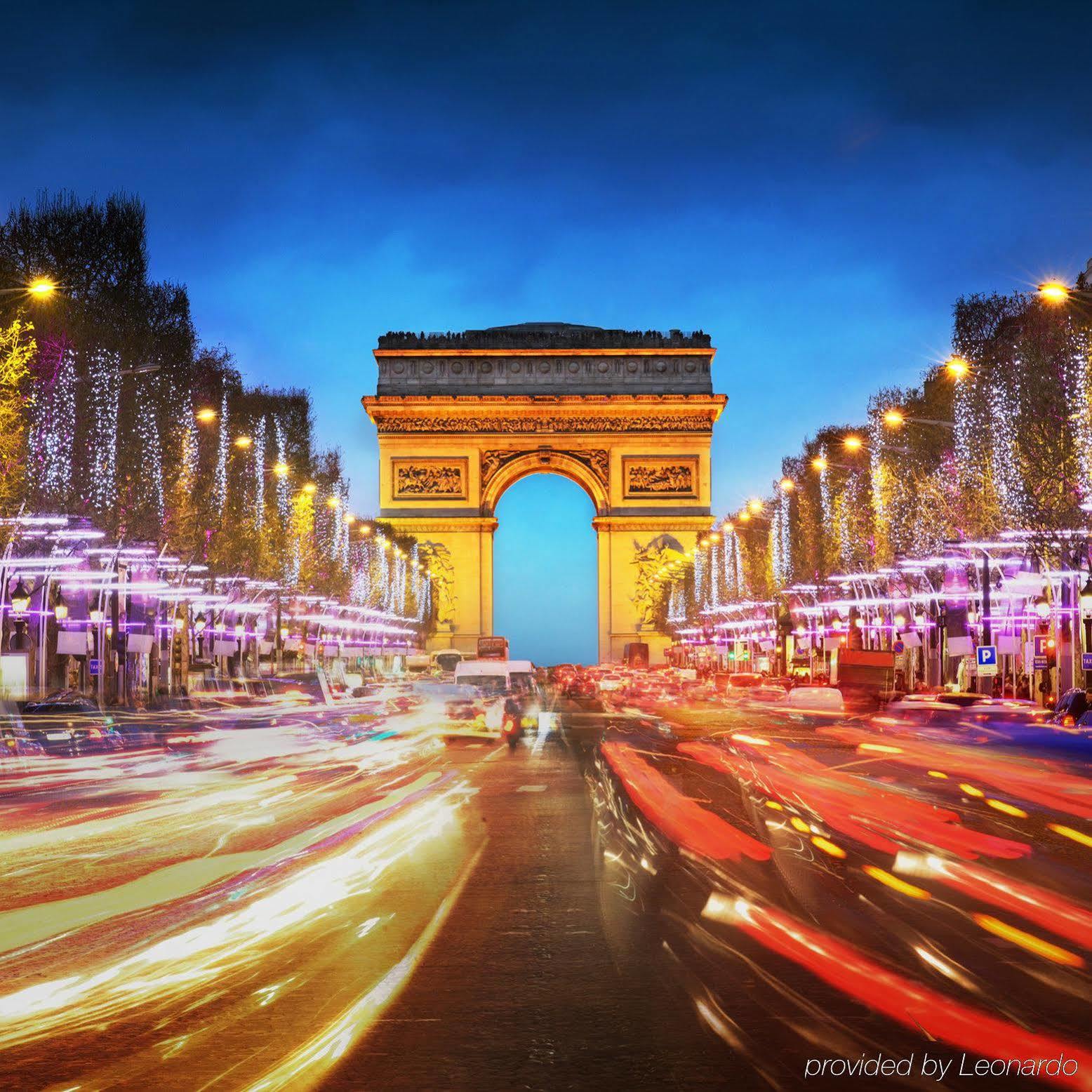 Kleber Champs-elysées Tour-eiffel 3* París